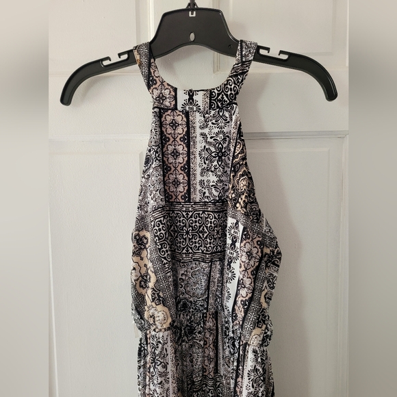 Juniors Three Pink Hearts Stretchy Halter Maxi Dress Multi color, Size S - Picture 3 of 10